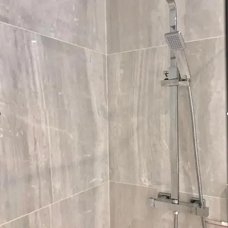 شقة 2 Bedroom *