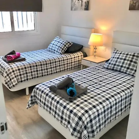 2 Bedroom Apartment *