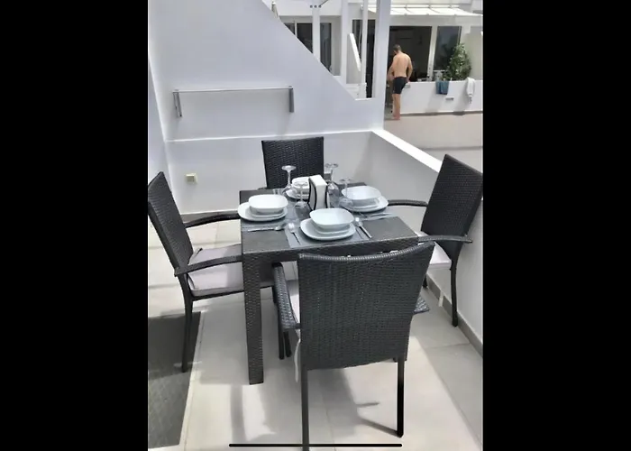 2 Bedroom شقة